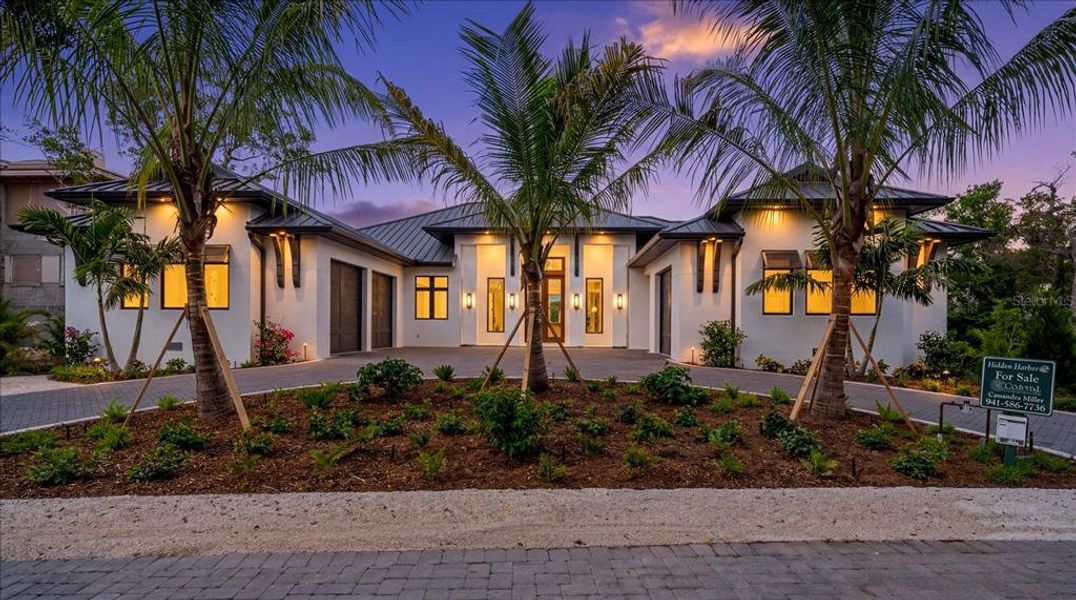 Exterior details and patio area of a home in , Sarasota (Image 43).