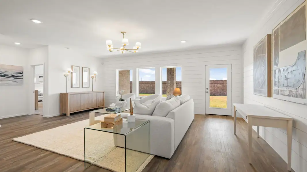 Furnished interior view inside a new home in East Williams Cove, Conroe (Image 15).