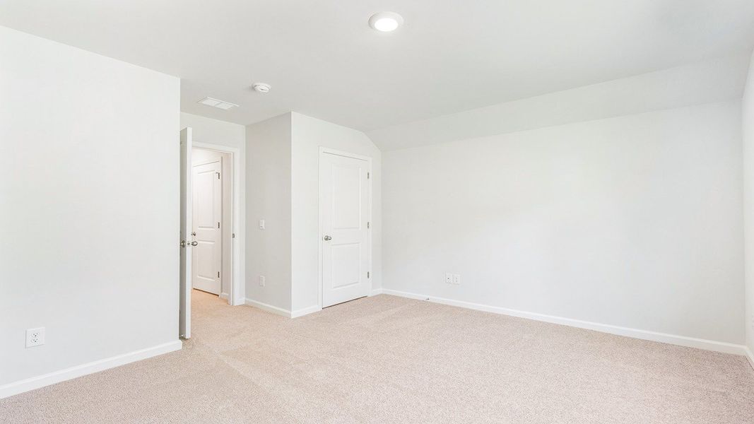 Spacious, unfurnished interior of a new home in Rivers Reach, Yemassee (Image 21). Spacious, unfurnished interior of a new home in Rivers Reach, Yemassee (Image 21).
