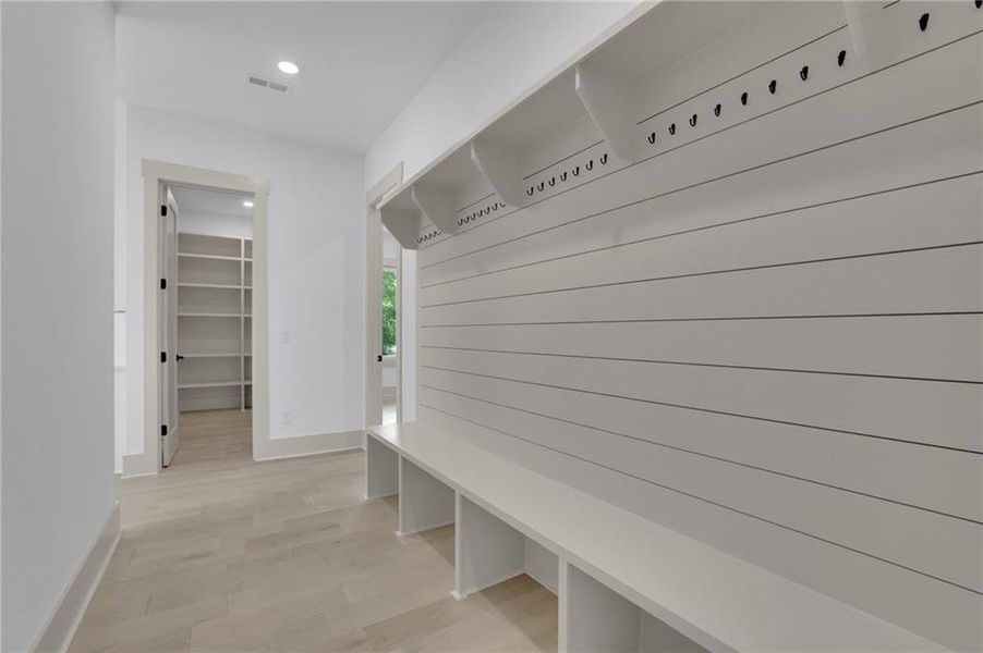 Spacious, unfurnished interior of a new home in , Auburn (Image 40).