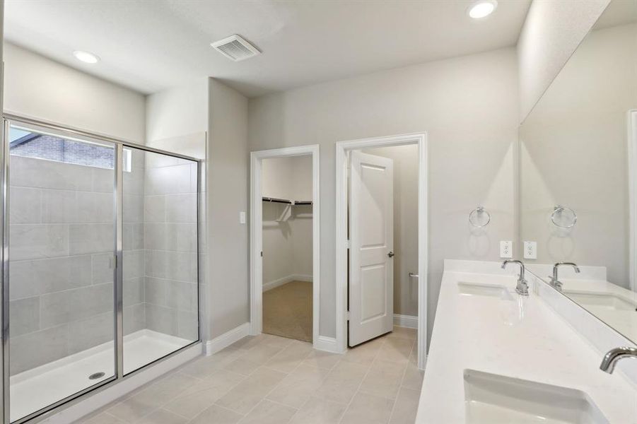 Photo is not of the actual home, but is an inspirational photo of builder’s model home and may depict options, furnishings, and/or decorator features that are not included. Photo is not of the actual home, but is an inspirational photo of builder’s model home and may depict options, furnishings, and/or decorator features that are not included.