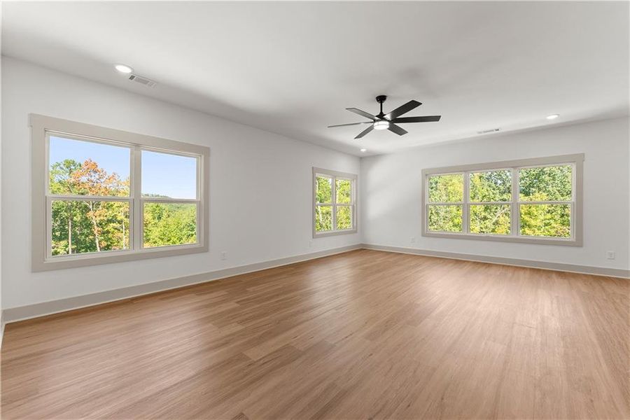 Spacious, unfurnished interior of a new home in , Baldwin (Image 59).