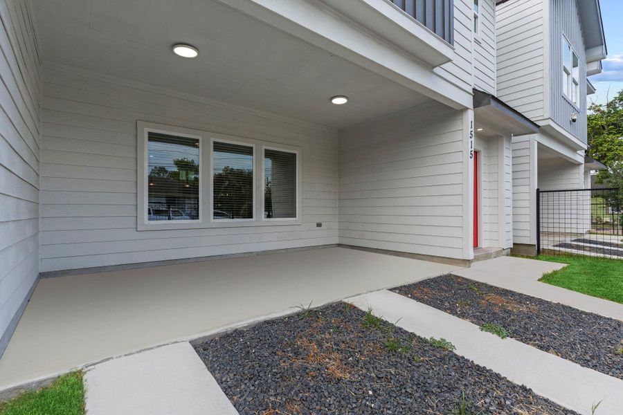 Front exterior of a new home in , Houston, TX, highlighting curb appeal (Image 21). Front exterior of a new home in , Houston, TX, highlighting curb appeal (Image 21).