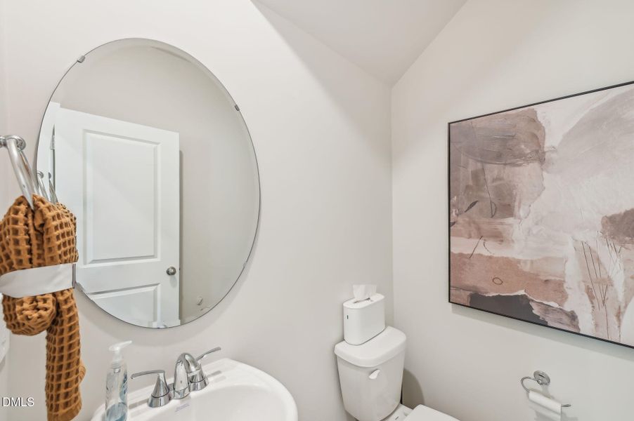 15-web-or-mls-Raleigh - Oakwood - 1066 W