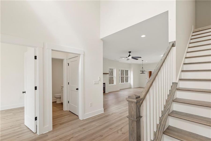 Spacious, unfurnished interior of a new home in , Dallas (Image 19).