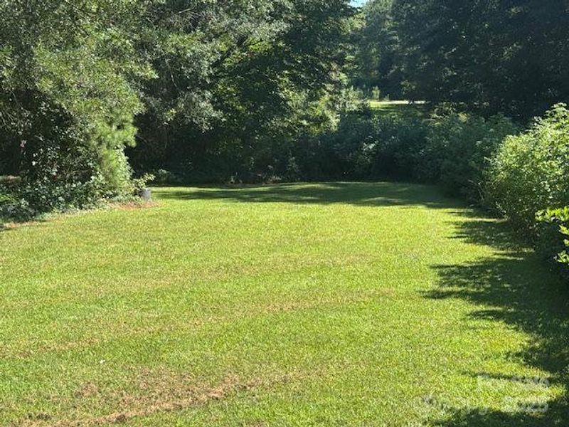 Image 6 of a home in .