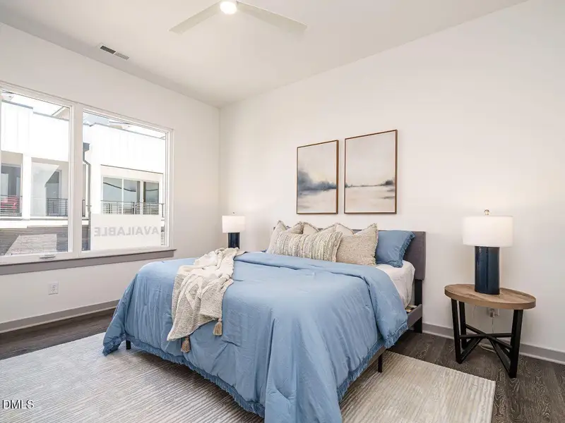 025-1280x960-primary-br