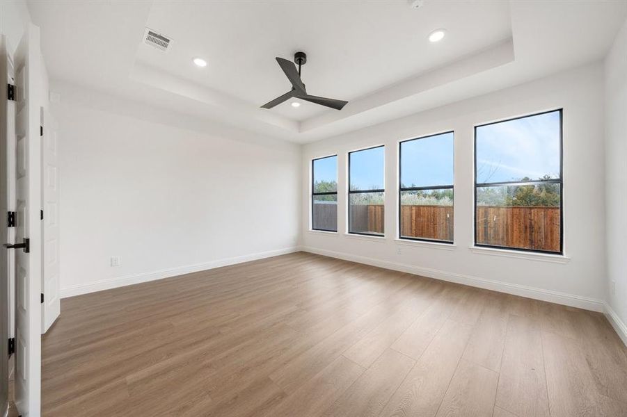 Spacious, unfurnished interior of a new home in , Glenn Heights (Image 30).