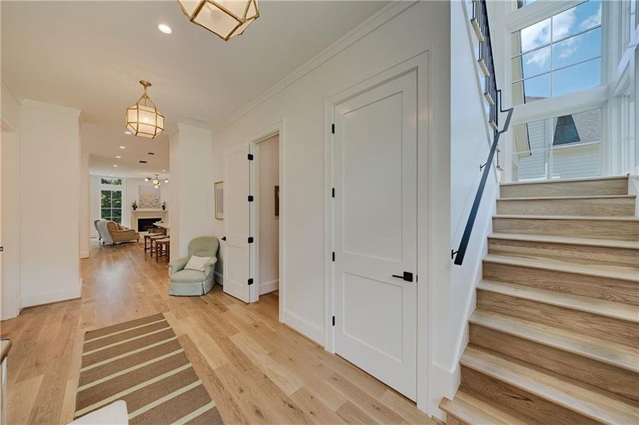 Spacious, unfurnished interior of a new home in , Atlanta (Image 98). Spacious, unfurnished interior of a new home in , Atlanta (Image 98).