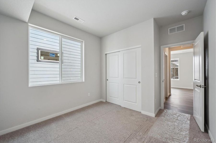 Spacious, unfurnished interior of a new home in Farmlore, Brighton (Image 12).