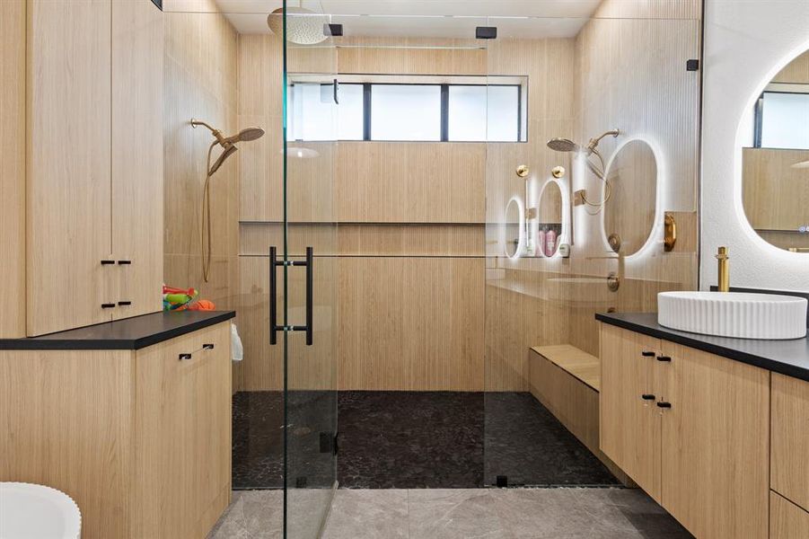 Furnished interior view inside a new home in , Frisco (Image 31).