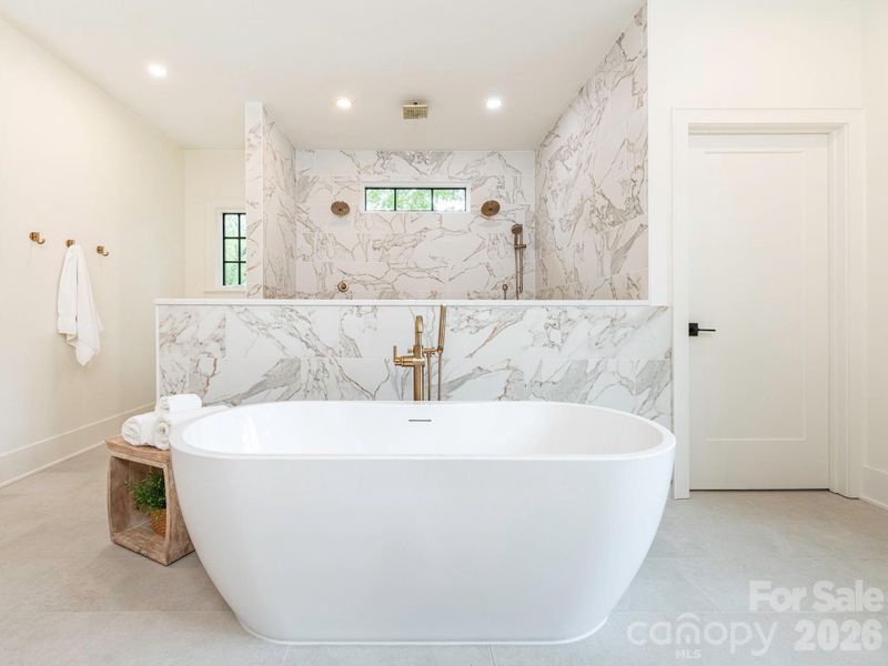 Primary bath