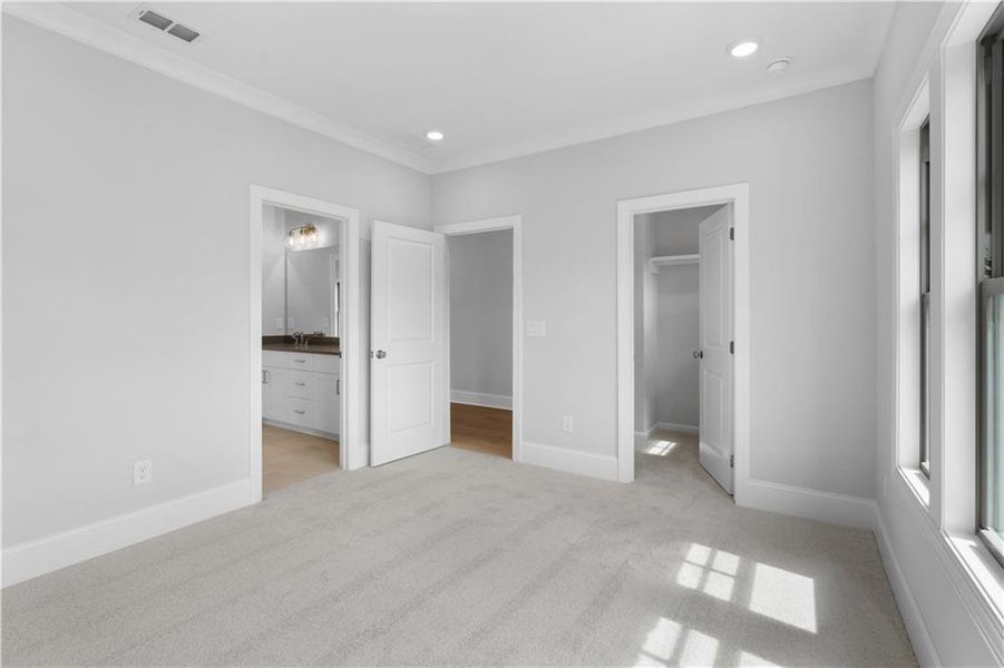 Spacious, unfurnished interior of a new home in Knollwood, Johns Creek (Image 41).