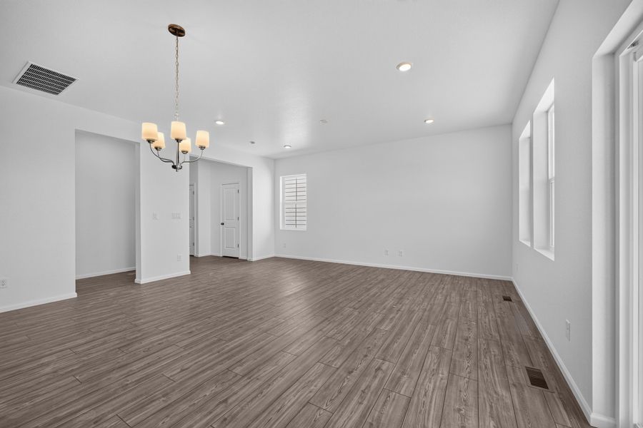 Spacious, unfurnished interior of a new home in Lake Bluff, Greeley (Image 11). Spacious, unfurnished interior of a new home in Lake Bluff, Greeley (Image 11).