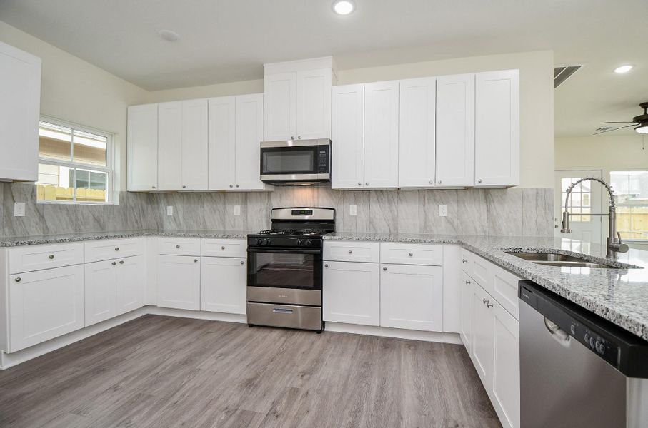 Furnished interior view inside a new home in , Houston (Image 11). Furnished interior view inside a new home in , Houston (Image 11).