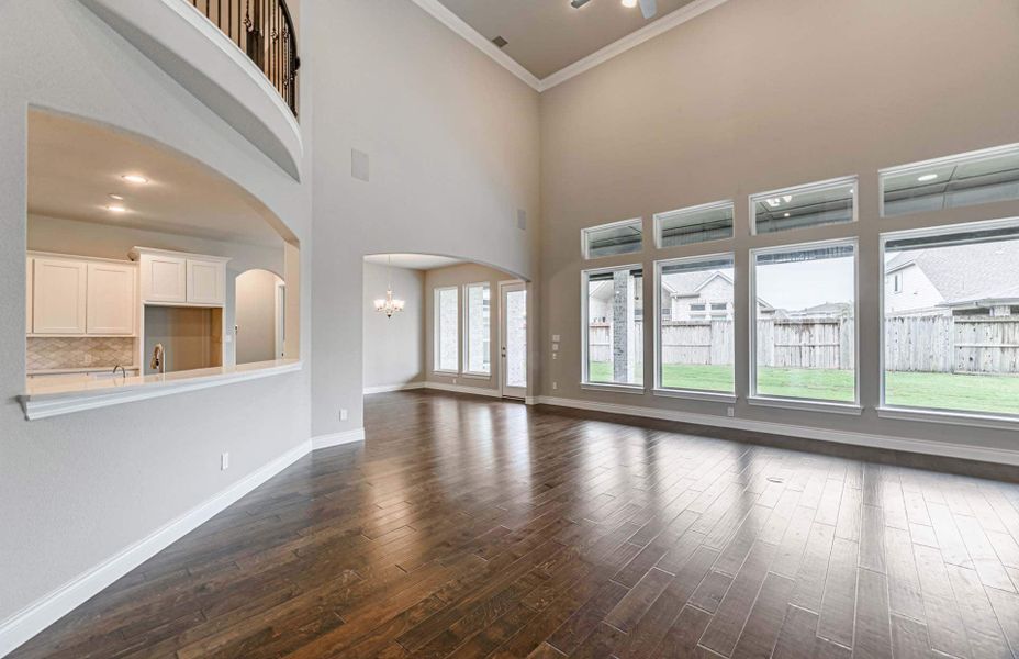 Representative unfurnished interior of a home built from the 4195 by Ravenna Homes in Artavia 70′, Conroe (Image 49). Representative unfurnished interior of a home built from the 4195 by Ravenna Homes in Artavia 70′, Conroe (Image 49).