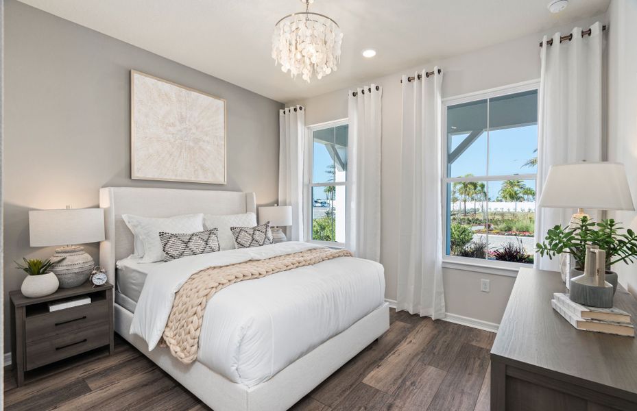 Representative furnished interior of a home built from the Palmary by Del Webb in Del Webb Lakehaven, Clermont (Image 13).