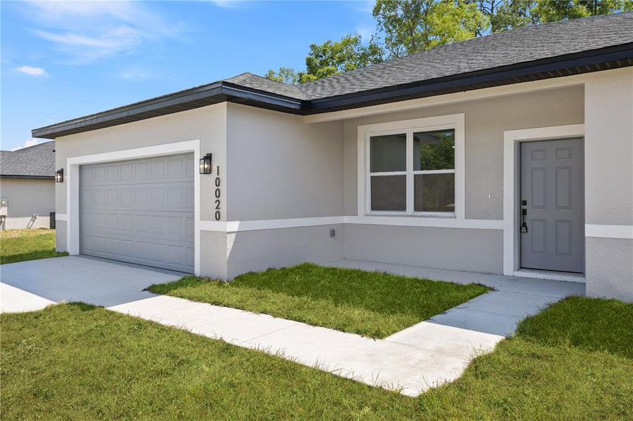 Exterior details and patio area of a home in , Citrus Springs (Image 4). Exterior details and patio area of a home in , Citrus Springs (Image 4).