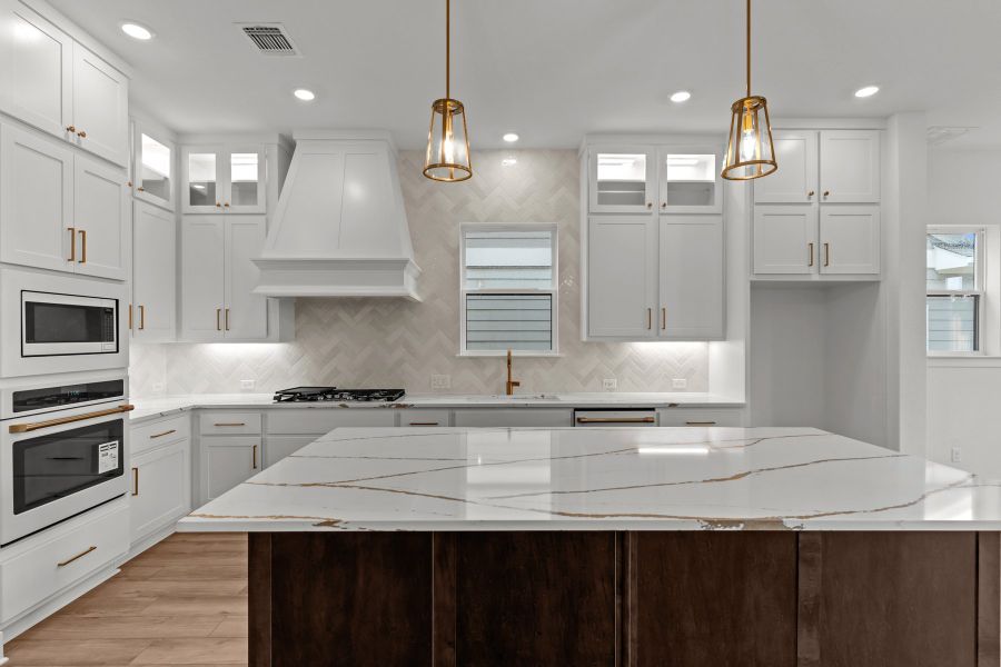 The Camellia - Kitchen