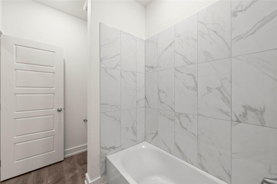 Please Note: These interior photos are not of the actual home but are of a completed one with a similar floor plan. Finishes, features, and layouts may vary. Please Note: These interior photos are not of the actual home but are of a completed one with a similar floor plan. Finishes, features, and layouts may vary.