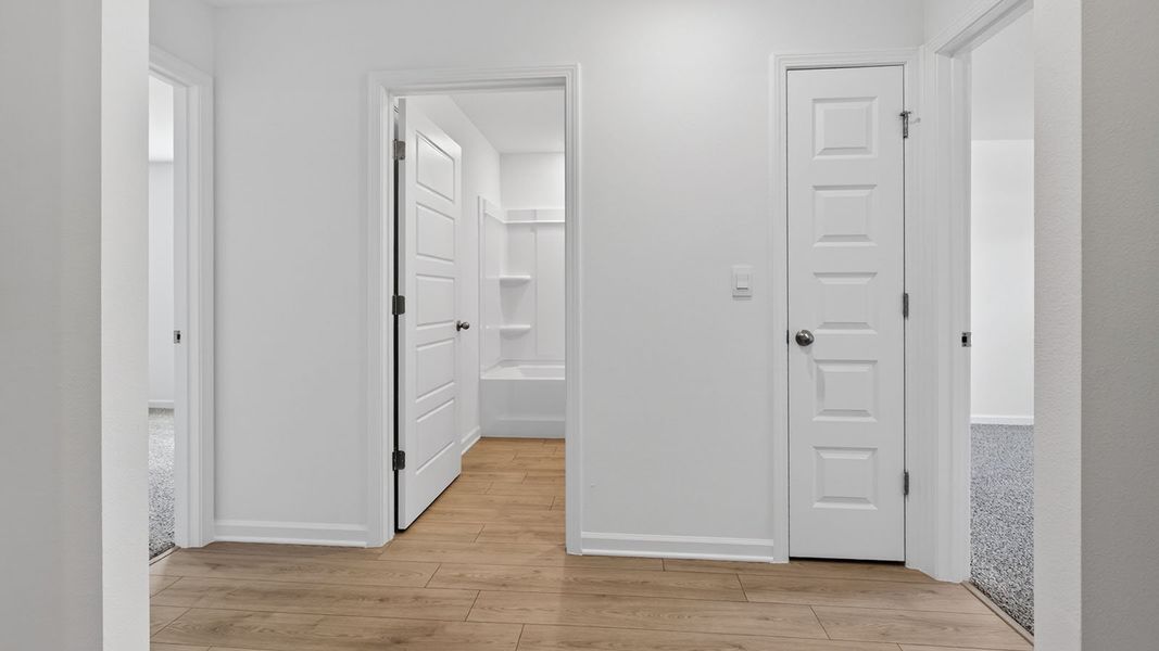 Representative unfurnished interior of a home built from the Aria+ by D.R. Horton in The Arbors, Jacksonville (Image 22).