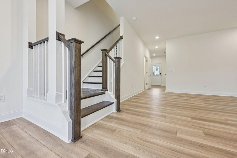 21-web-or-mls-Kensley Grv Ln-S0502-021