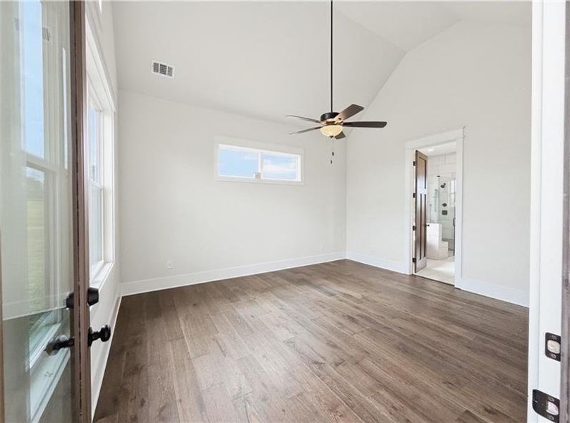 Spacious, unfurnished interior of a new home in , Rydal (Image 41).