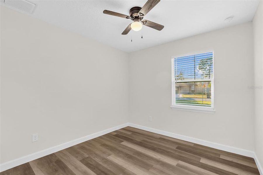 Spacious, unfurnished interior of a new home in , Orlando (Image 14).