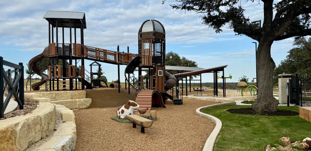 Image 24 of a home in The Cottages at Lariat. Image 24 of a home in The Cottages at Lariat.