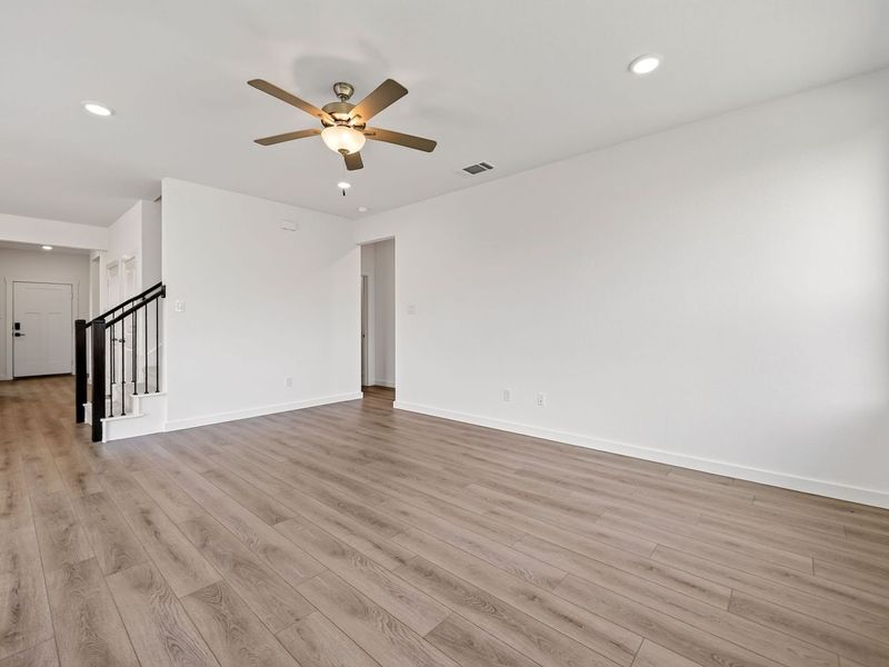 Spacious, unfurnished interior of a new home in Meadow Ridge Estates, Josephine (Image 27).