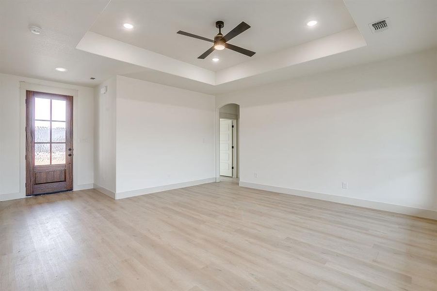 Spacious, unfurnished interior of a new home in , Millsap (Image 34).