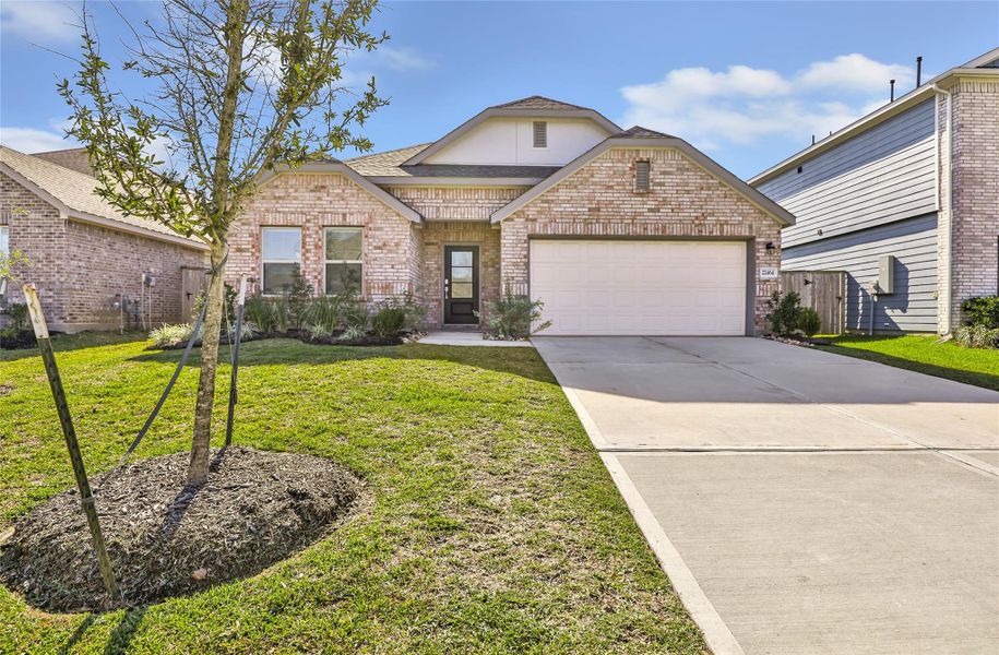 Beautiful curb appeal! Great neighborhood. Convenient location. 2 FREE Big Rivers water park passes provided by HOA annually. Beautiful curb appeal! Great neighborhood. Convenient location. 2 FREE Big Rivers water park passes provided by HOA annually.