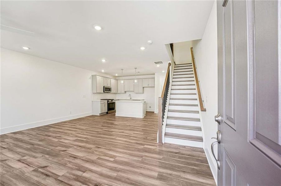 Spacious, unfurnished interior of a new home in Park Vue, Atlanta (Image 42). Spacious, unfurnished interior of a new home in Park Vue, Atlanta (Image 42).