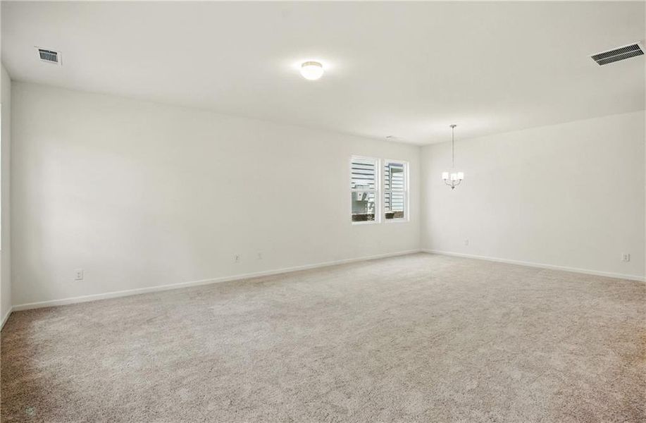 Spacious, unfurnished interior of a new home in Castleberry Pointe, Dawsonville (Image 24).