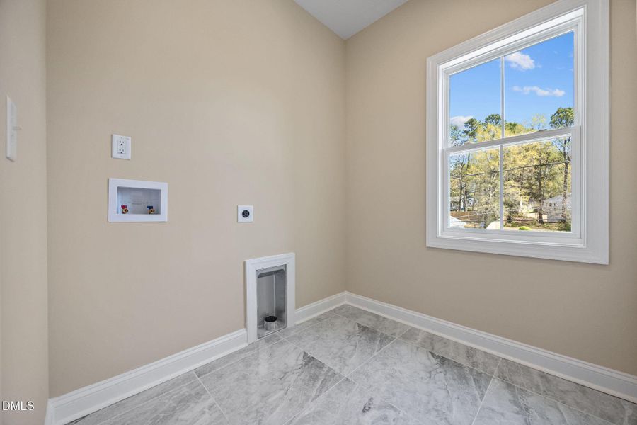 21-web-or-mls-IMG_9097 21-web-or-mls-IMG_9097