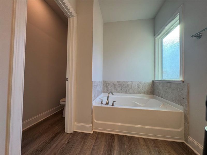 Furnished interior view inside a new home in Tuscany Hills, Douglasville (Image 10).