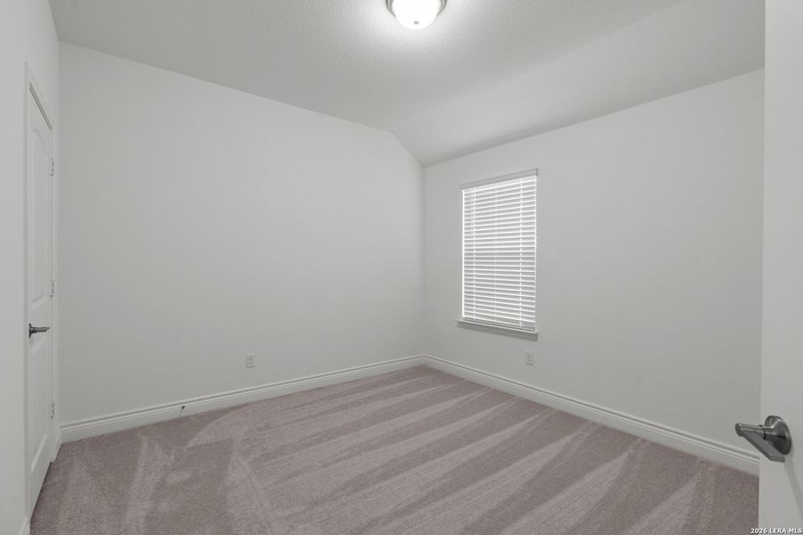 Spacious, unfurnished interior of a new home in Legacy at Lake Dunlap, New Braunfels (Image 23).