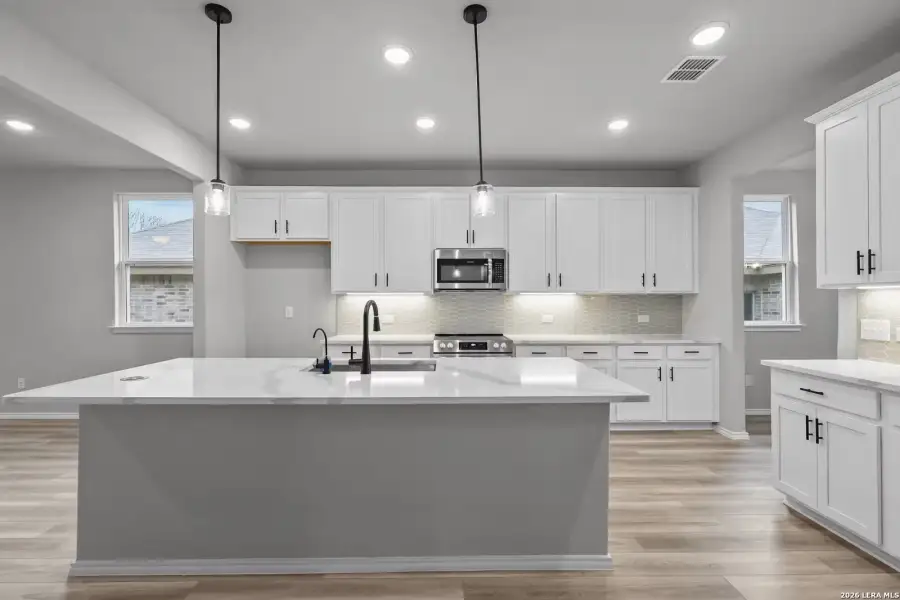 Furnished interior view inside a new home in Hannah Heights, Seguin (Image 5).