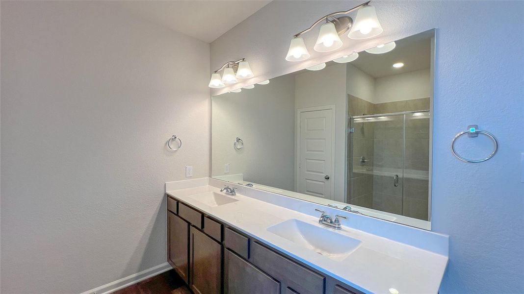 The Brambling- Primary Bathroom