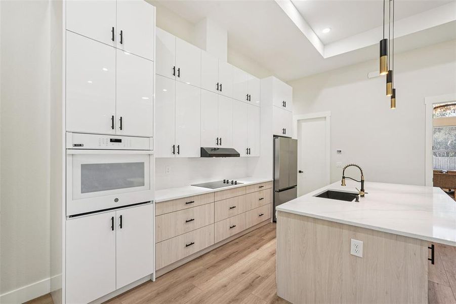 Furnished interior view inside a new home in , Port Charlotte (Image 12).