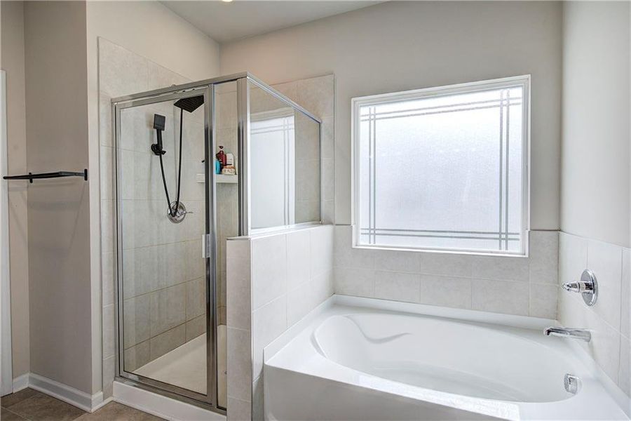 Furnished interior view inside a new home in , Cartersville (Image 11).