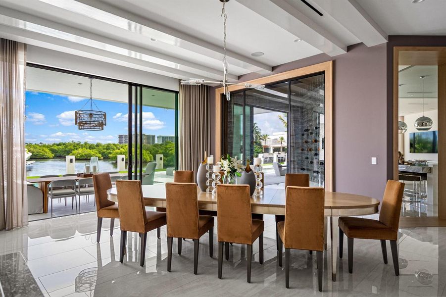 mls_DINING_ROOM mls_DINING_ROOM
