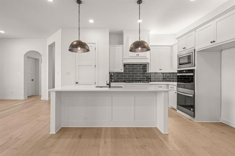 Furnished interior view inside a new home in , Aledo (Image 8).