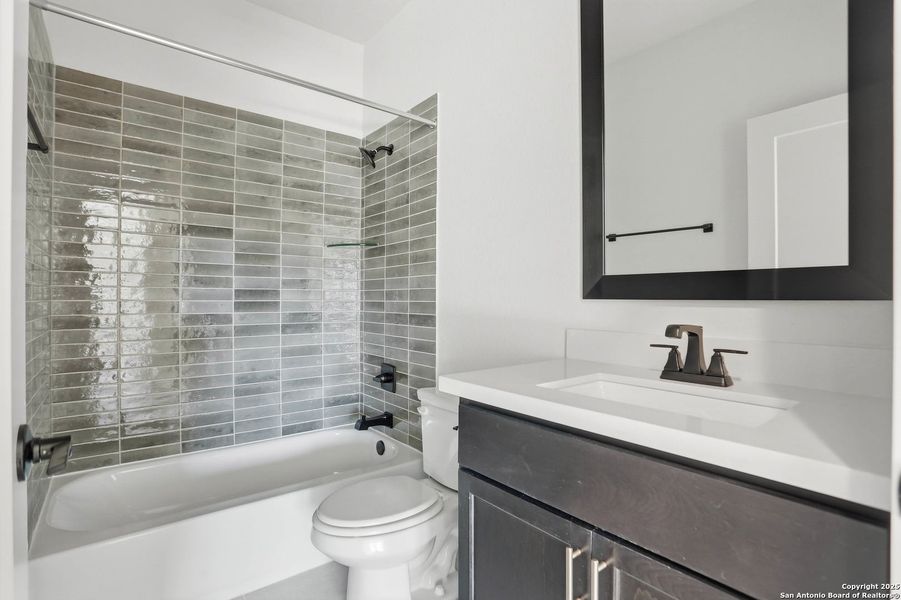 Furnished interior view inside a new home in Kinder Ranch 70's, San Antonio (Image 33).