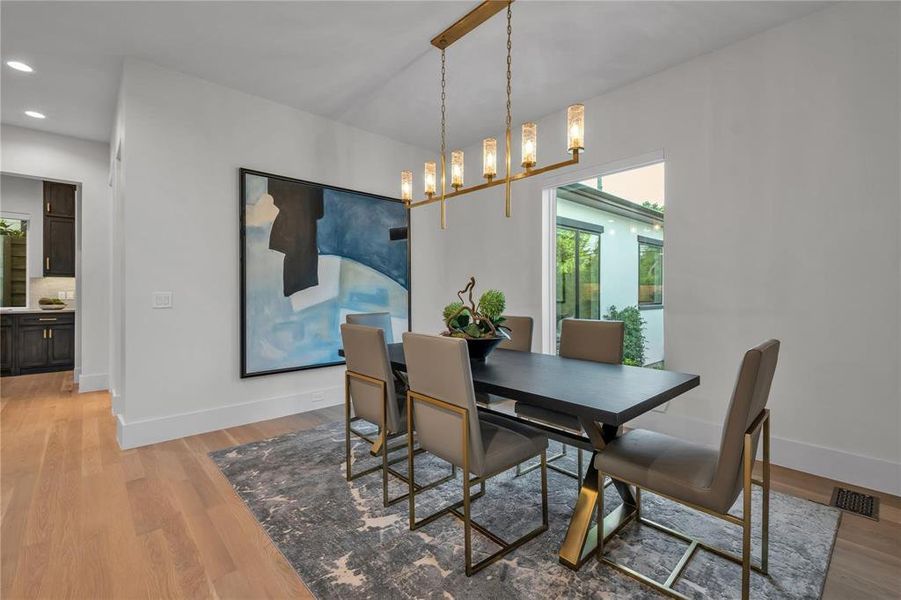 Furnished interior view inside a new home in , Dallas (Image 12).