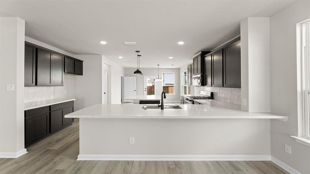 07. 2021 Bayfront - Kitchen 07. 2021 Bayfront - Kitchen