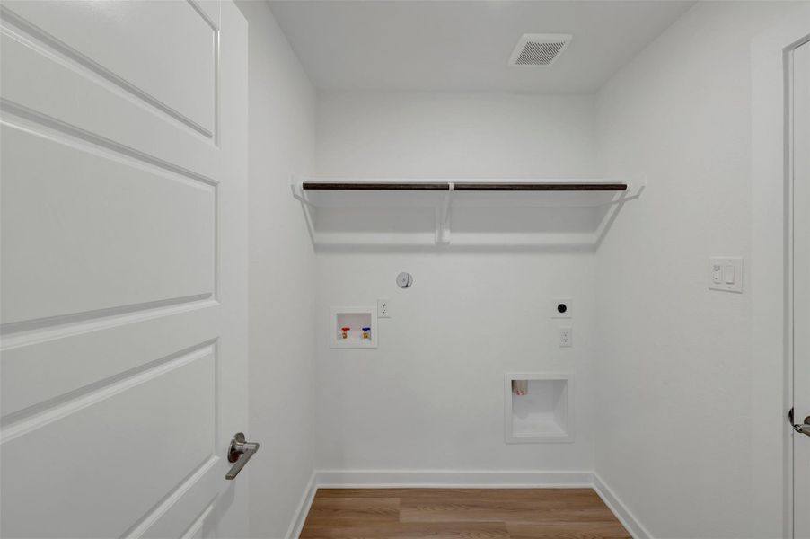 Spacious, unfurnished interior of a new home in Marvida, Cypress (Image 19).