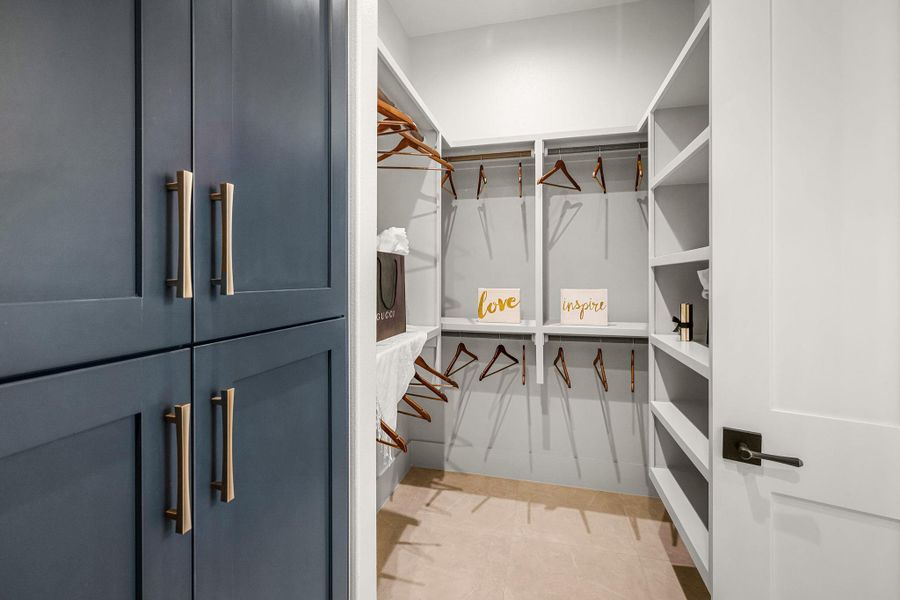 Furnished interior view inside a new home in , New Braunfels (Image 13). Furnished interior view inside a new home in , New Braunfels (Image 13).