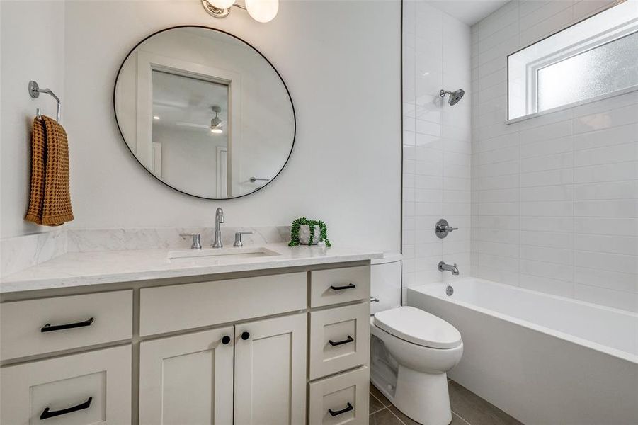 Furnished interior view inside a new home in , Dallas (Image 27).