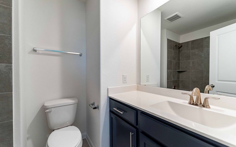 Furnished interior view inside a new home in La Terra, Celina (Image 9).